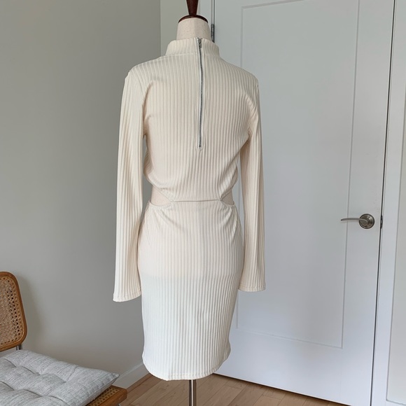 Dream Bandits Dress with Cut-outs. Size Medium. - Picture 3 of 5